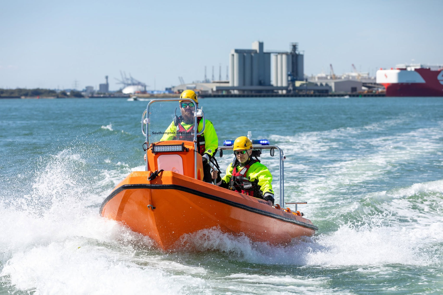 Specialist Small Craft Supplies Kontra R450 Rescue Boat to Southampton Independent Lifeboat